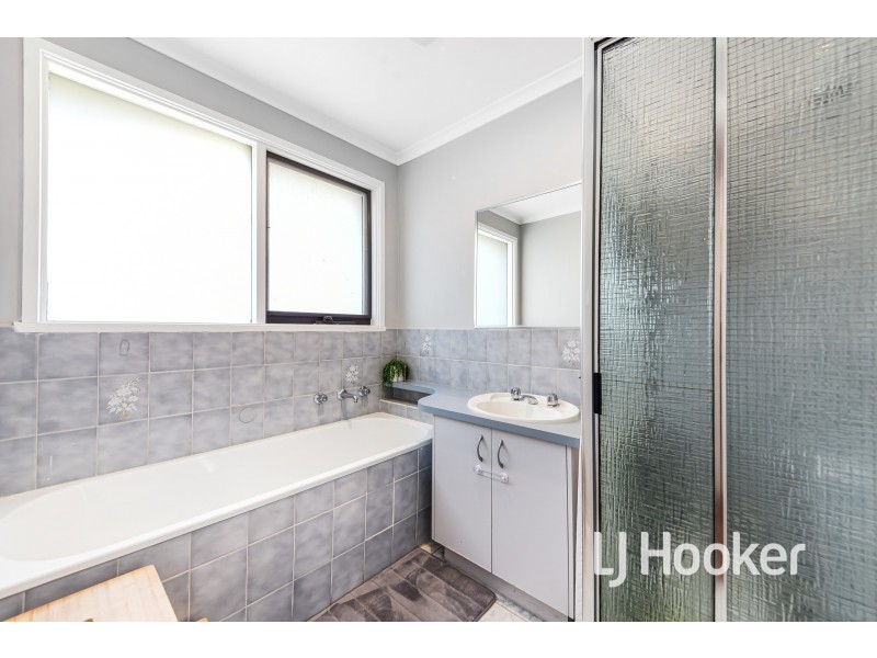 26 Princess Maria Place, Hampton Park VIC 3976