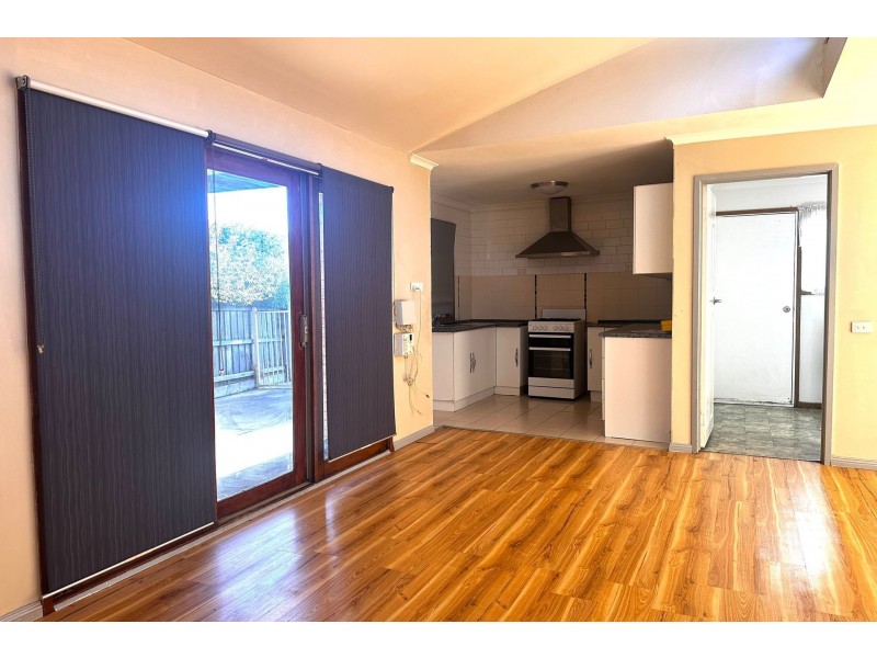 60 Willora Crescent, Cranbourne West VIC 3977