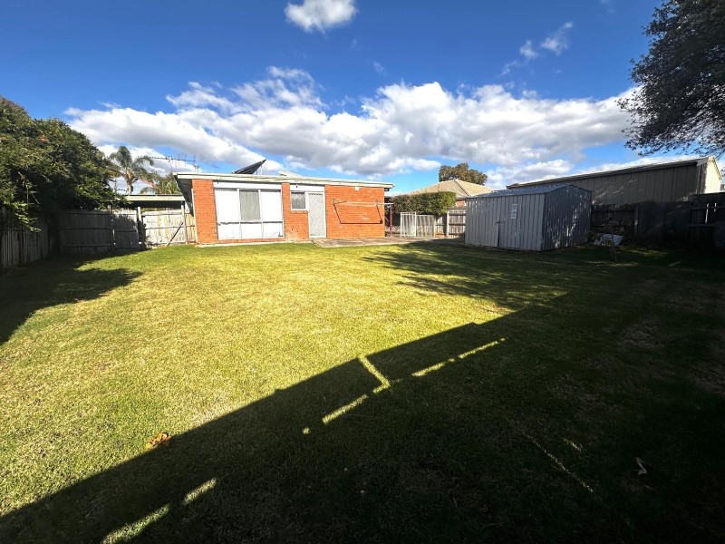 60 Willora Crescent, Cranbourne West VIC 3977