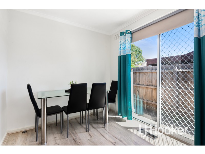 37 Green Valley Crescent, Hampton Park VIC 3976