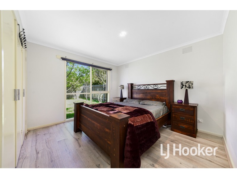 37 Green Valley Crescent, Hampton Park VIC 3976