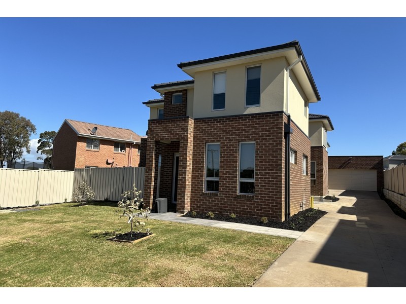 1/68 Frawley Road, Hallam VIC 3803