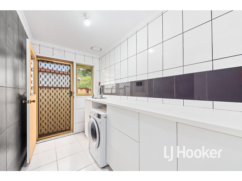 13 Ralph Crescent, Hampton Park VIC 3976