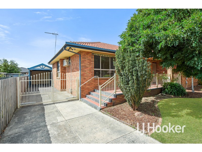 29 Sarno Court, Cranbourne VIC 3977