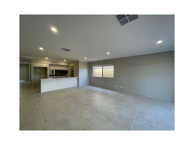 22 Guru Boulevard, Lynbrook VIC 3975