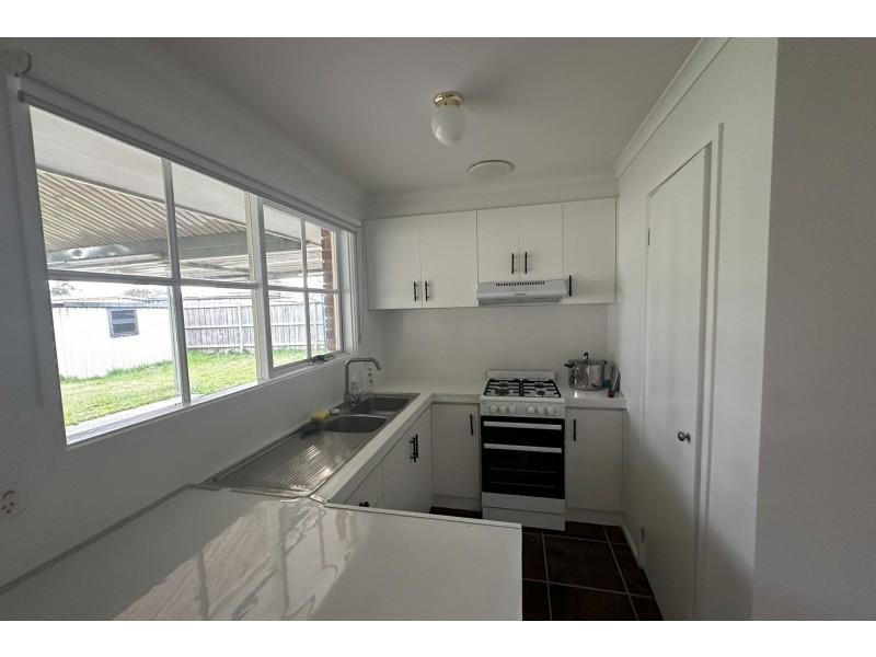 70 Gipps Crescent, Cranbourne North VIC 3977