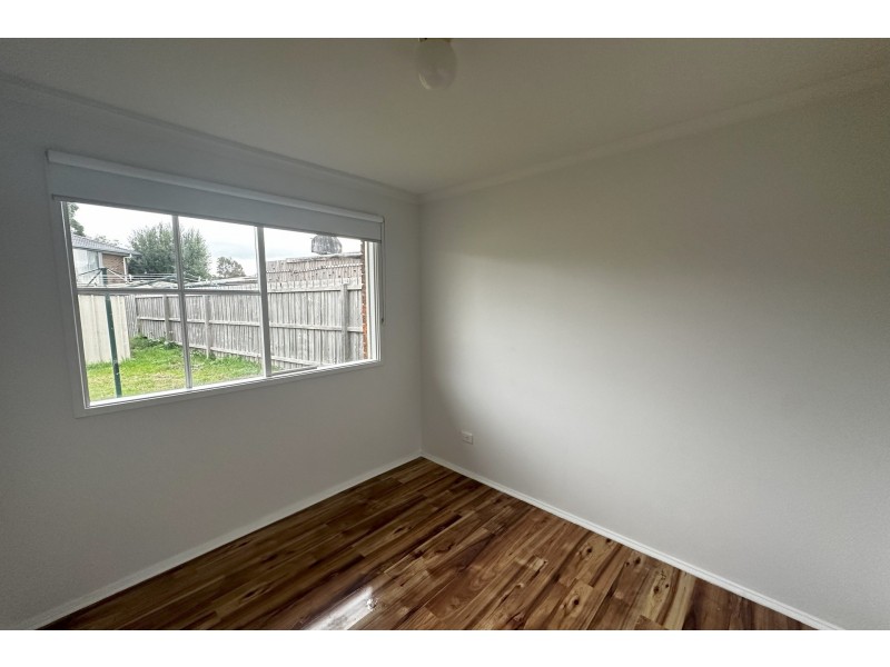 70 Gipps Crescent, Cranbourne North VIC 3977