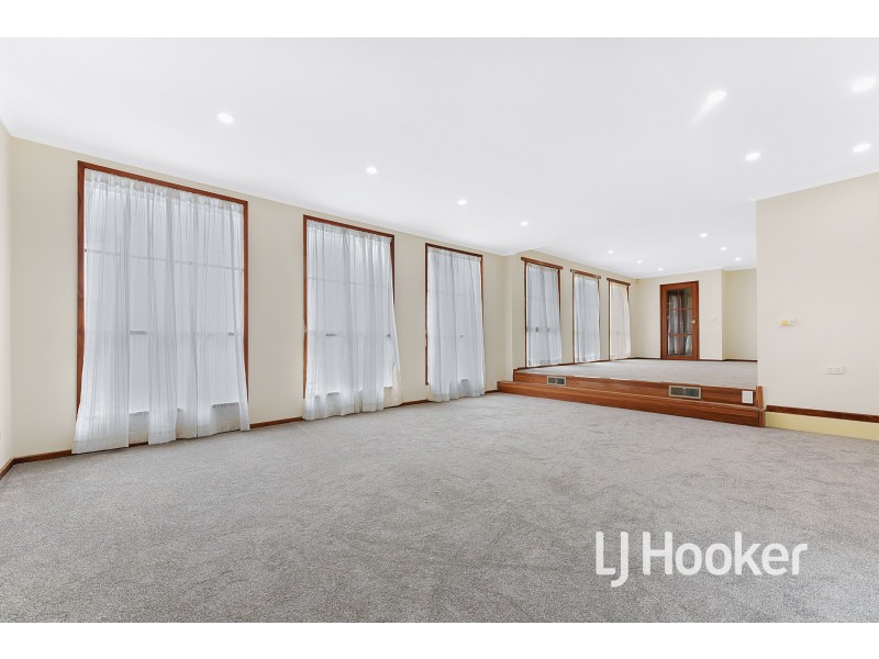 11 Dalvana Court, Hampton Park VIC 3976