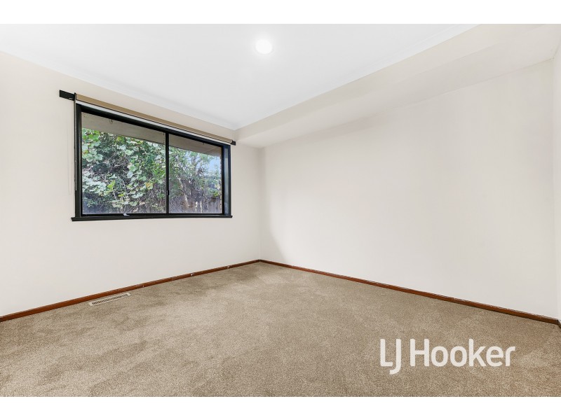 11 Dalvana Court, Hampton Park VIC 3976