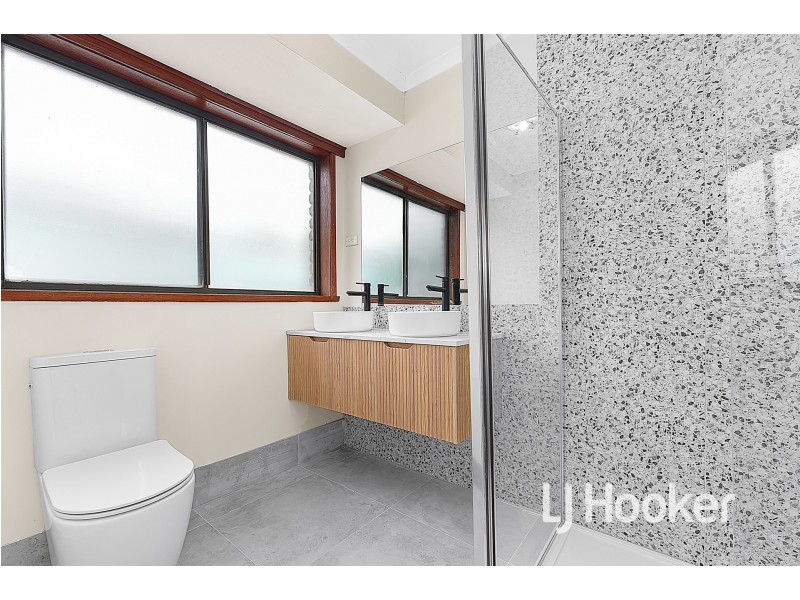 11 Dalvana Court, Hampton Park VIC 3976