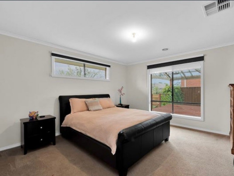 14 Thunderbolt Drive, Cranbourne East VIC 3977