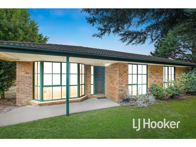 69 Huntington Drive, Hampton Park VIC 3976