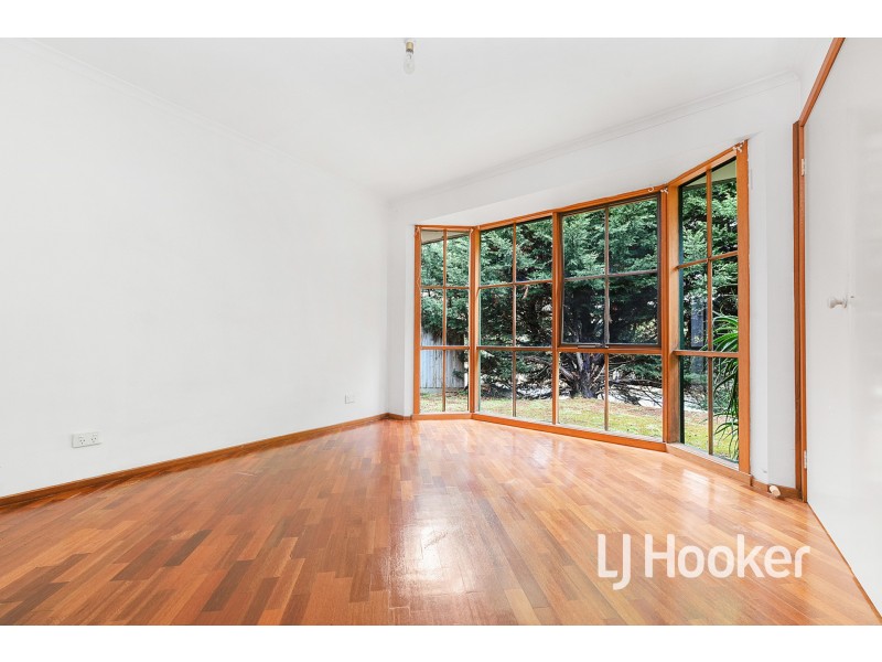 69 Huntington Drive, Hampton Park VIC 3976