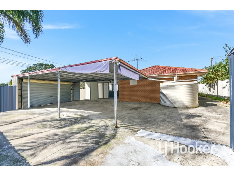 1 Reeves Court, Hampton Park VIC 3976