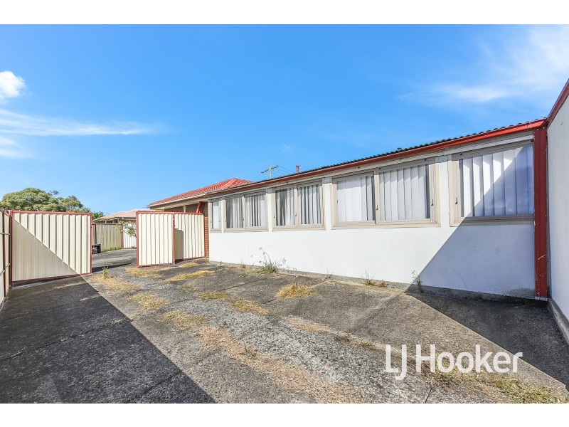1 Reeves Court, Hampton Park VIC 3976