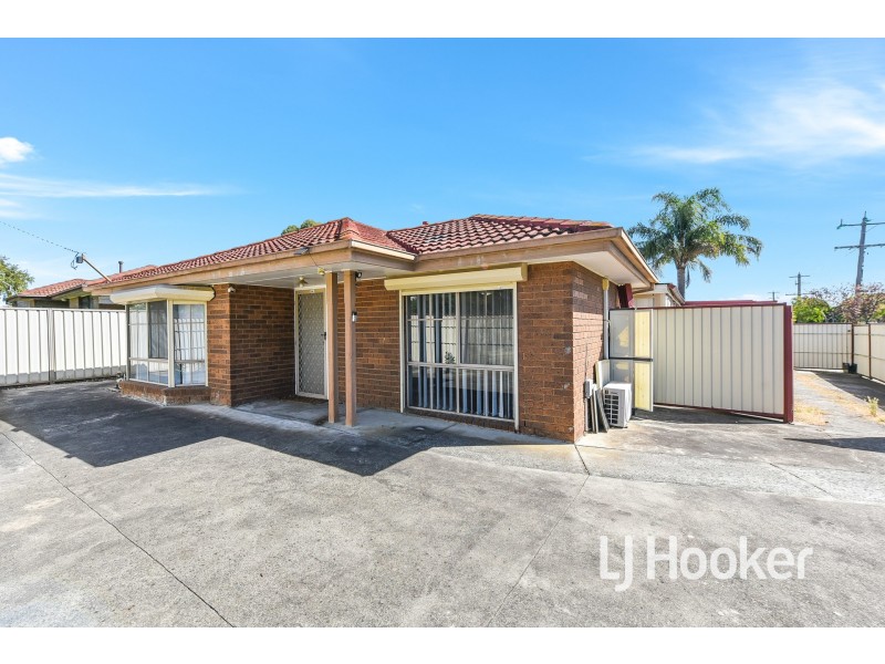 1 Reeves Court, Hampton Park VIC 3976
