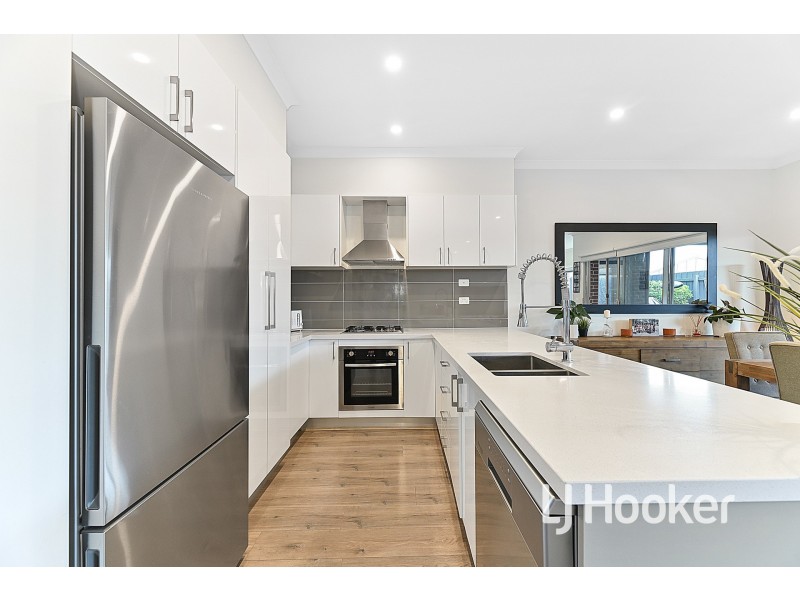 15/365 Pound Road, Hampton Park VIC 3976