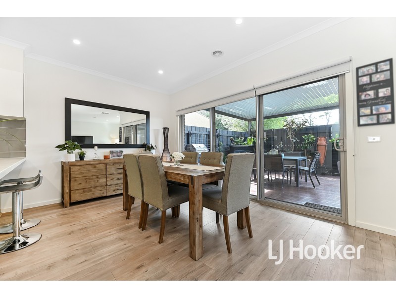 15/365 Pound Road, Hampton Park VIC 3976