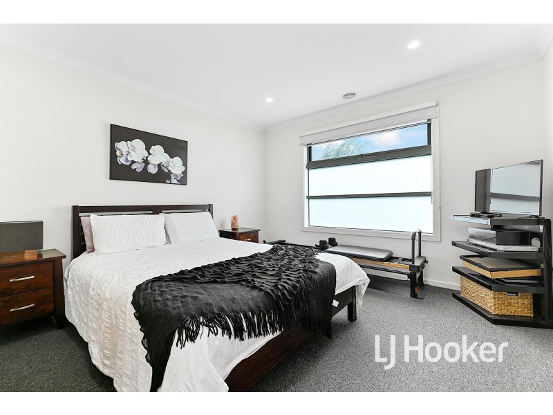 15/365 Pound Road, Hampton Park VIC 3976