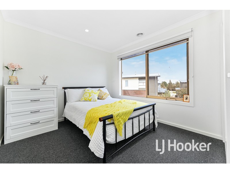 15/365 Pound Road, Hampton Park VIC 3976