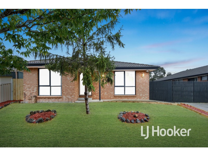 28 The Parkway, Hampton Park VIC 3976
