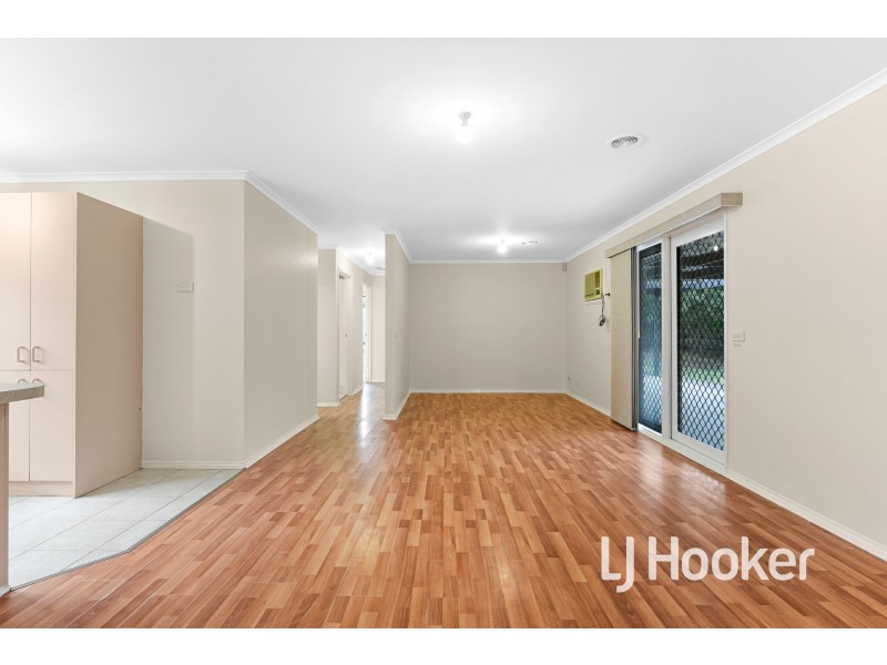28 The Parkway, Hampton Park VIC 3976