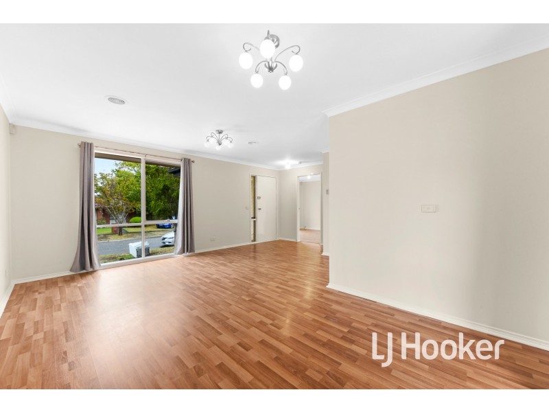 28 The Parkway, Hampton Park VIC 3976