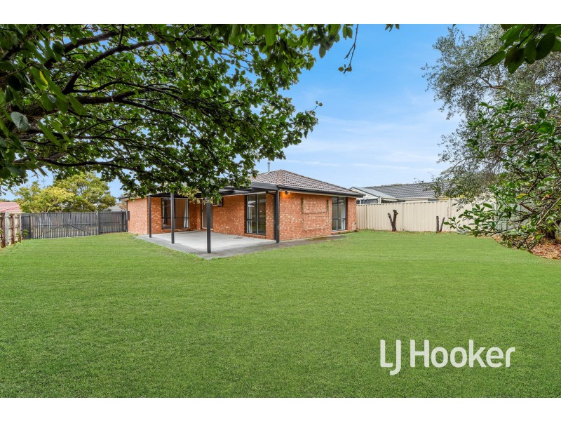 28 The Parkway, Hampton Park VIC 3976