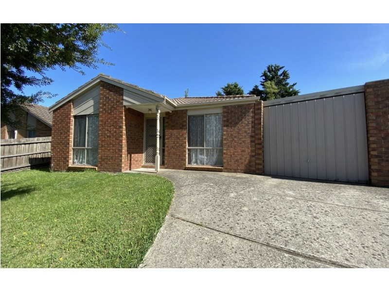1B Rachel Drive, Cranbourne North VIC 3977