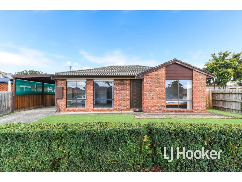 1 Pinnacle Way, Hampton Park VIC 3976