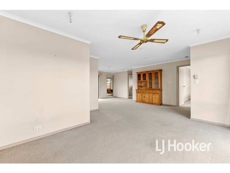 1 Pinnacle Way, Hampton Park VIC 3976