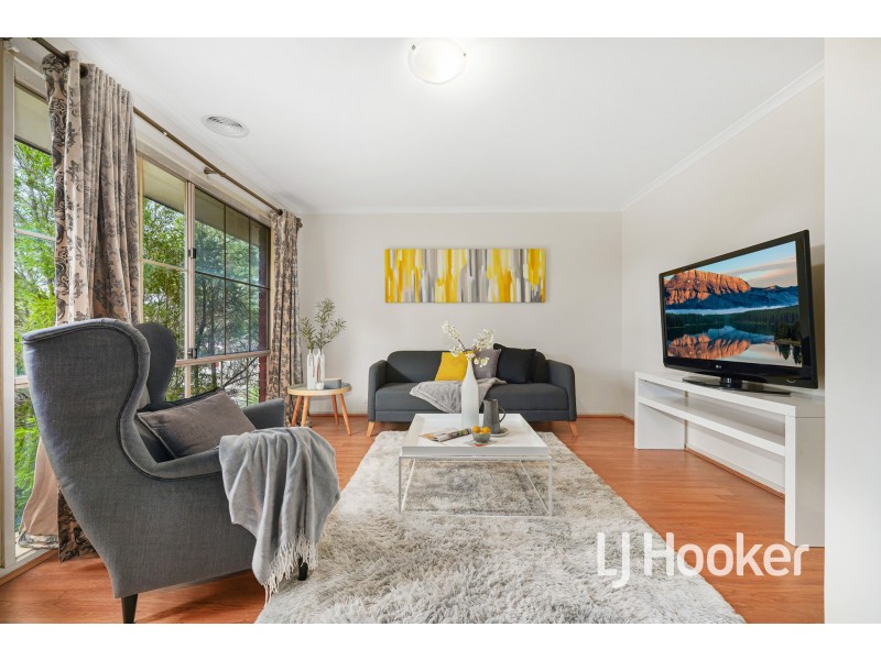 18 Greenhill Rise, Hampton Park VIC 3976
