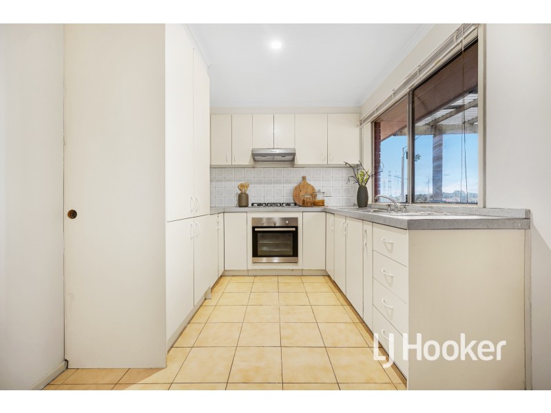 18 Greenhill Rise, Hampton Park VIC 3976