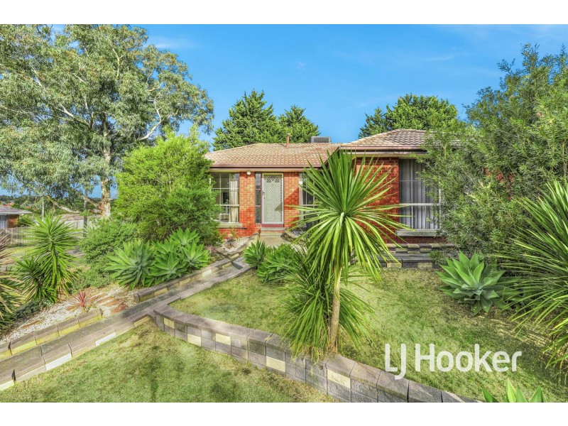 18 Greenhill Rise, Hampton Park VIC 3976