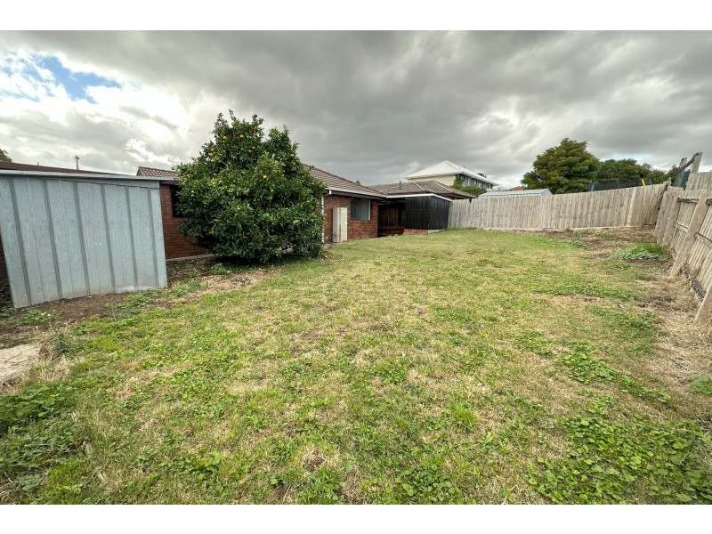 260 James Cook Drive, Endeavour Hills VIC 3802