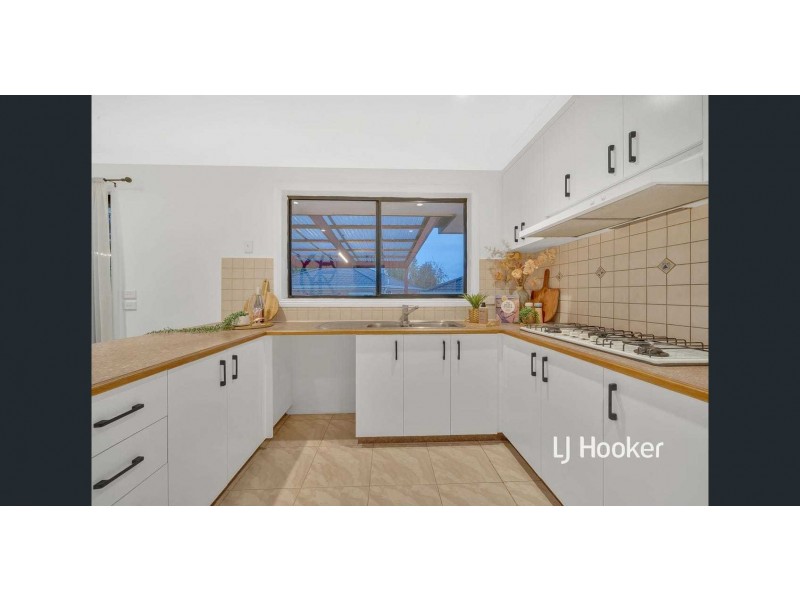 10 Nihila Court, Hampton Park VIC 3976