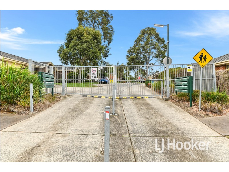 5/4 Paydon Way, Hampton Park VIC 3976