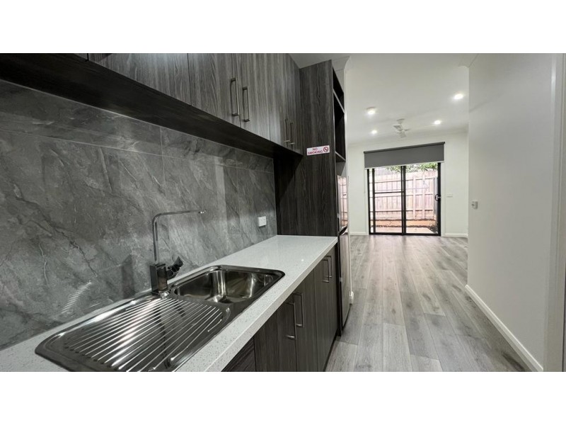 2 Albert Road, Hallam VIC 3803