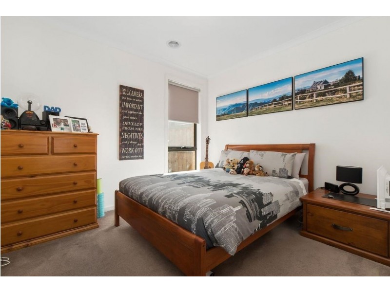 26 Kosciuszko Circuit, Clyde VIC 3978