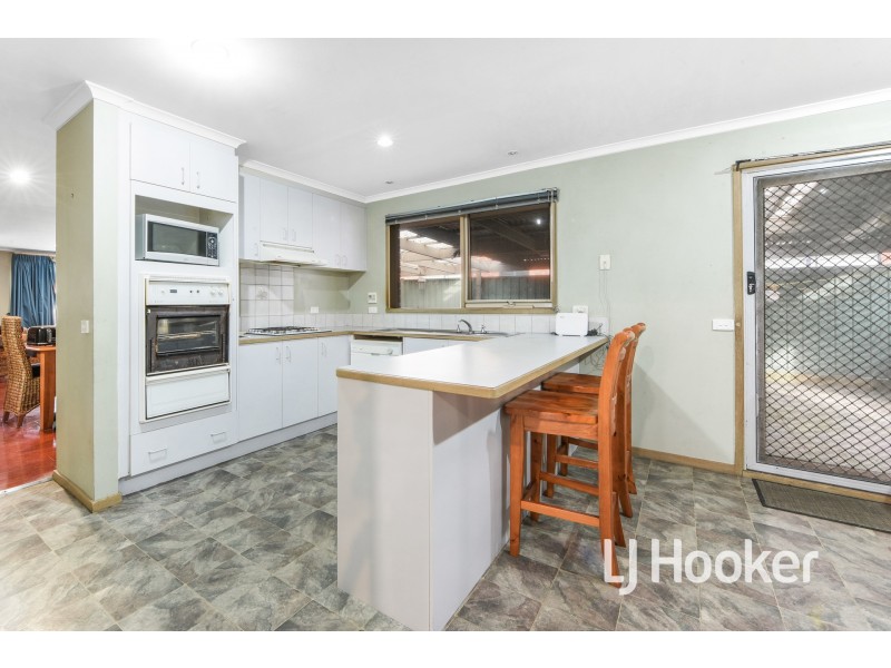 9 Branton Drive, Hampton Park VIC 3976