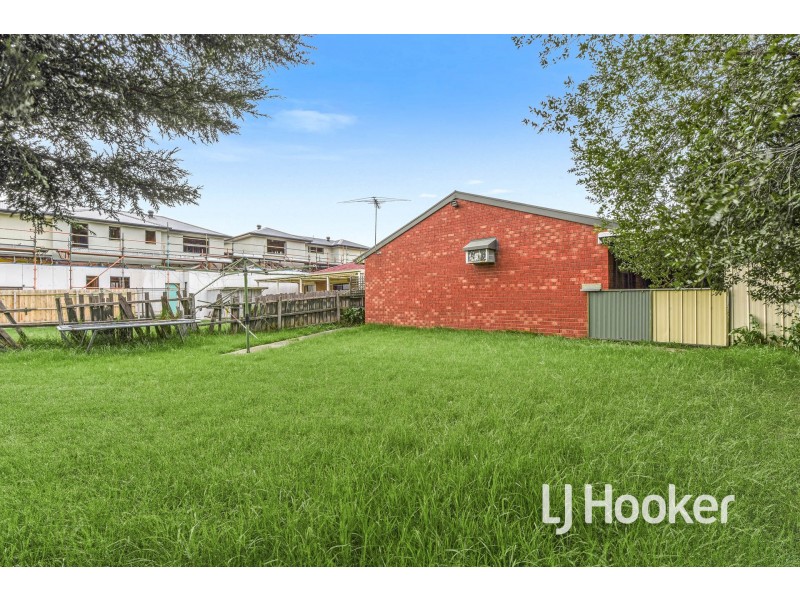 9 Branton Drive, Hampton Park VIC 3976