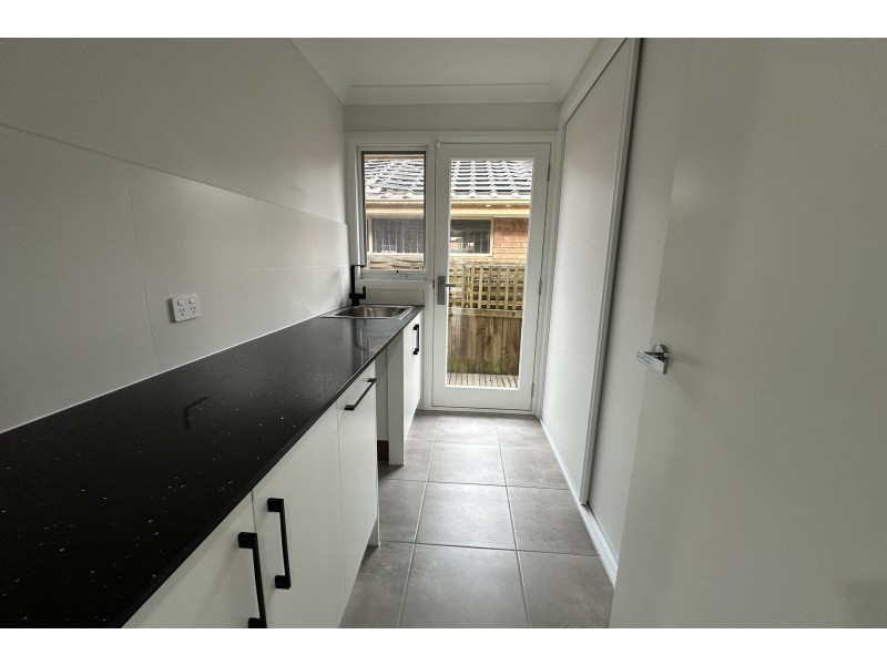 3 Llewellyn Court, Cranbourne North VIC 3977