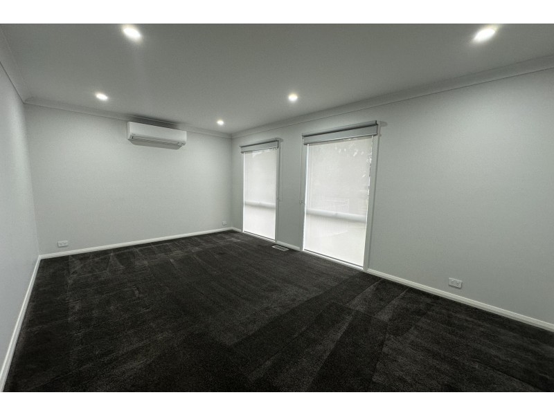 3 Llewellyn Court, Cranbourne North VIC 3977