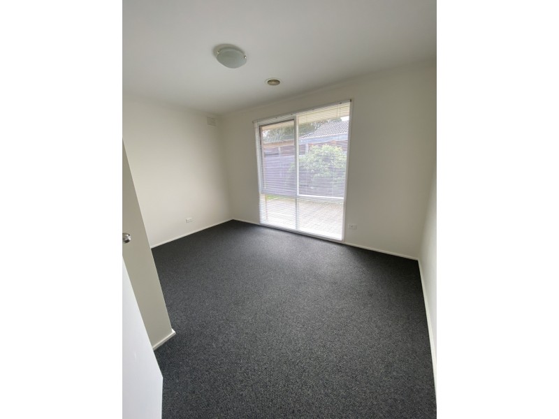 1/23 Clarendon Street, Cranbourne VIC 3977