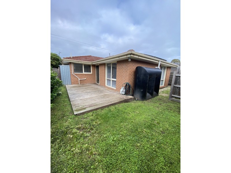 1/23 Clarendon Street, Cranbourne VIC 3977