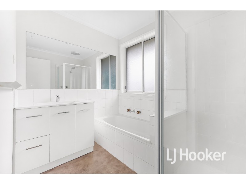 31 The Grange, Hampton Park VIC 3976