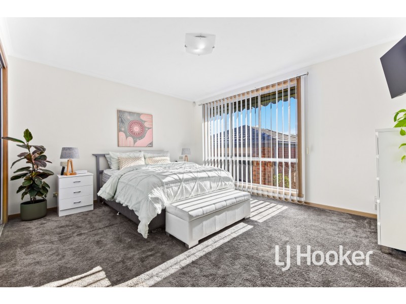 199 Waradgery Drive, Rowville VIC 3178