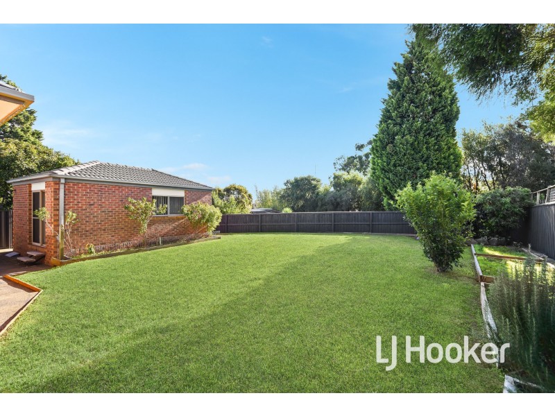 199 Waradgery Drive, Rowville VIC 3178