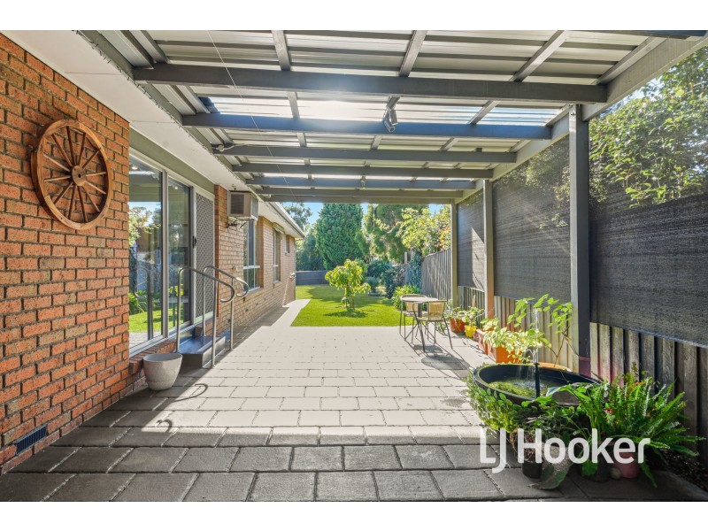 199 Waradgery Drive, Rowville VIC 3178