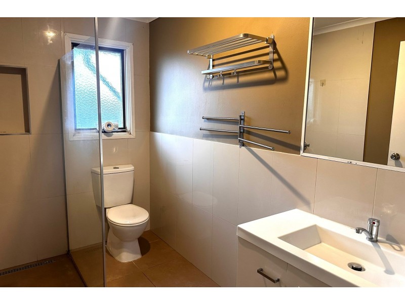 8 Jade Court, Hampton Park VIC 3976